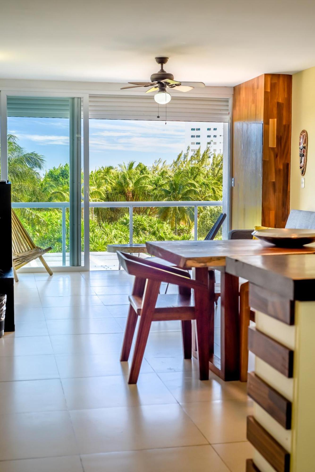 New Beachfront Luxury Apartments Cancún Exteriér fotografie