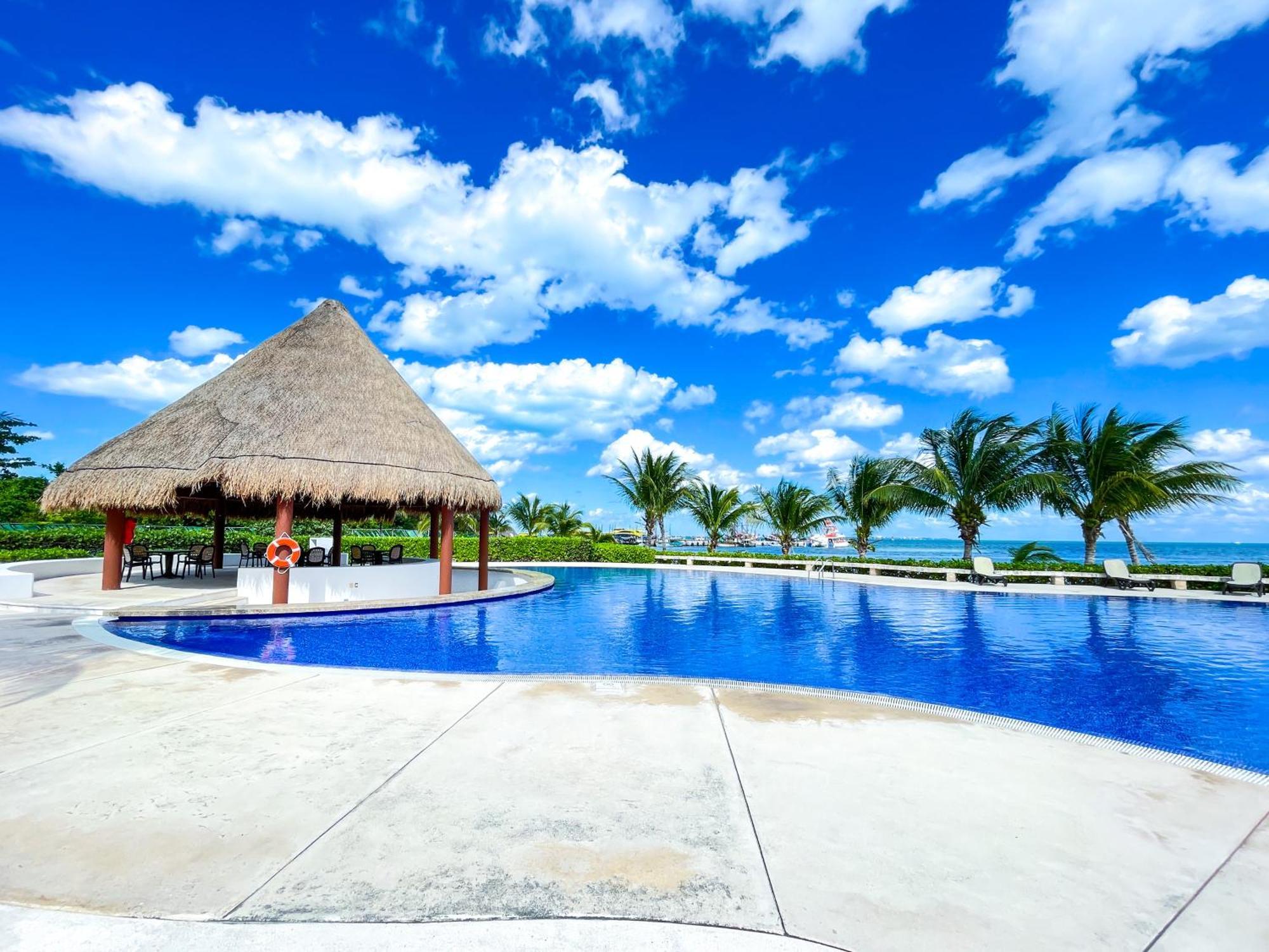 New Beachfront Luxury Apartments Cancún Exteriér fotografie